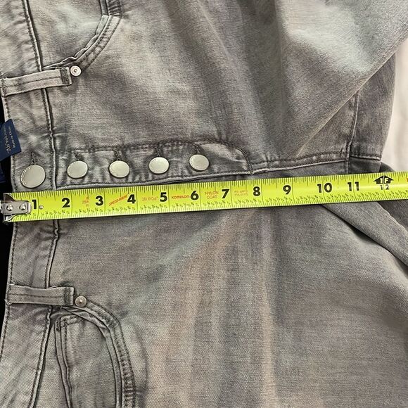 Democracy Ab Solution Gray Cropped Denim Jeans with Frayed Hem Womens Size 16 - Picture 11 of 13